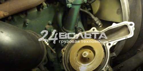 Замена помпы Volvo FH Замена помпы Вольво ФШ